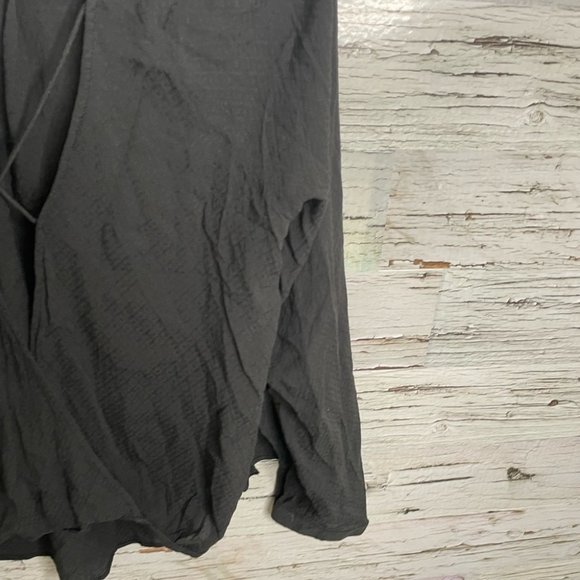 Silence & noise black long sleeve blouse size medium urban outfitters - Picture 3 of 11